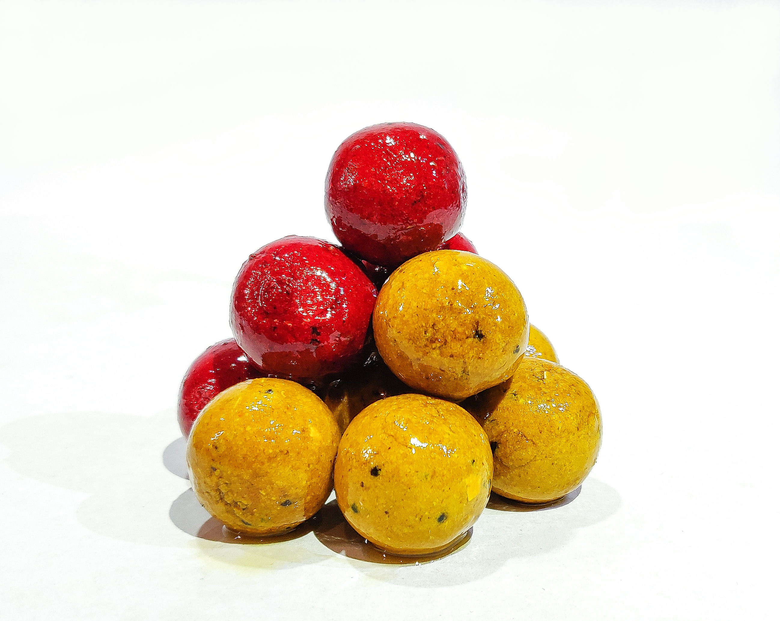 EcoBoost Boilies StrawberryCheesecake (Lesní jahoda / Cheesecake) DUO - Ø 24 mm , 5 / 10 kg