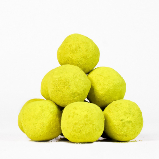 Boilies Tropical ( Banán / Ananas / Rum )